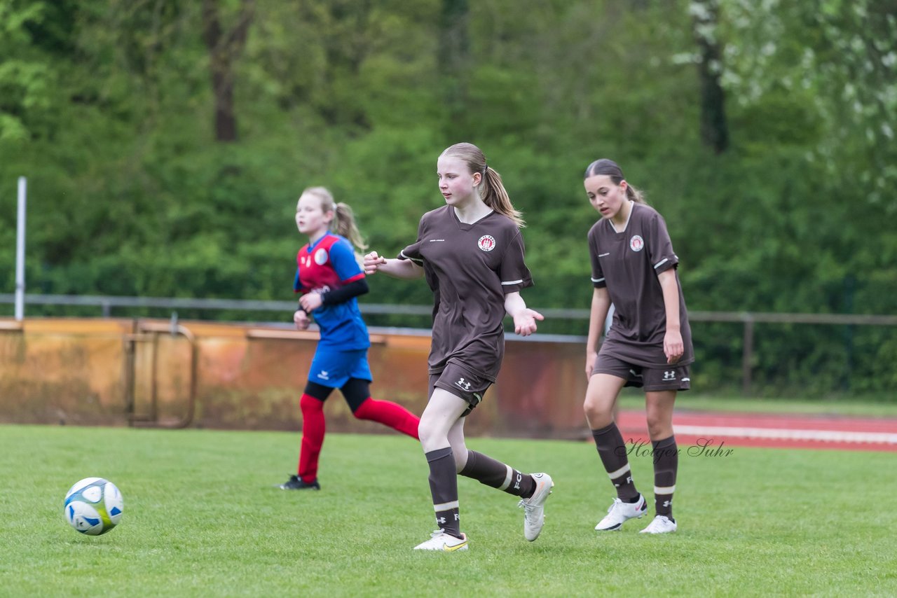 Bild 189 - wCJ VfL Pinneberg3 - St.Pauli : Ergebnis: 2:1